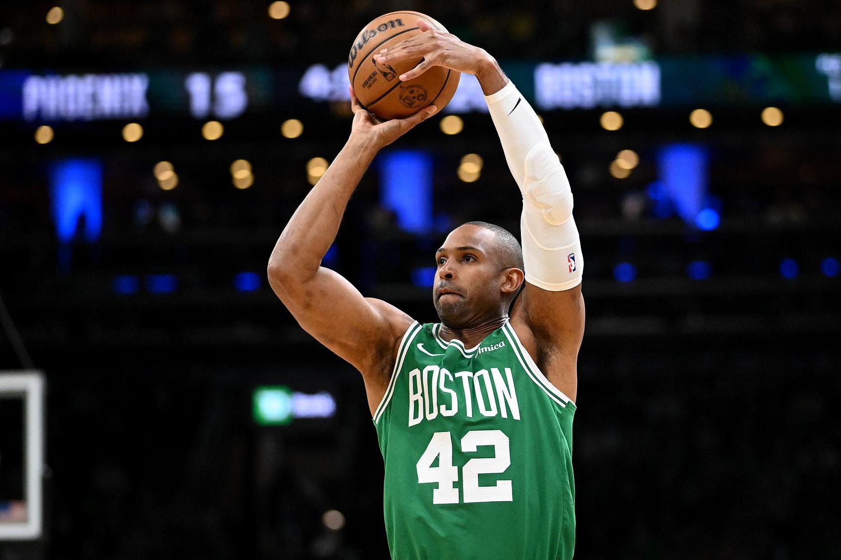 不退役了？美记：霍福德下家勇士掘金2选1 目前勇士被视为领跑者