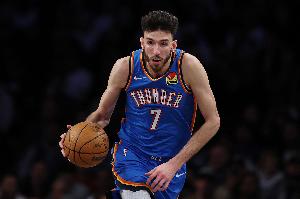 betvictor伟德官方网站-攻防俱佳！霍姆格伦14中7拿下22分11板4助2断5帽