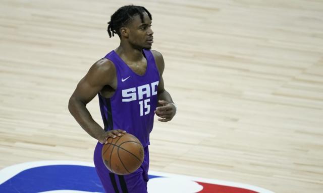 betvictor伟德官网-连续15赛季无缘季后赛 小米球欲做国王救世主